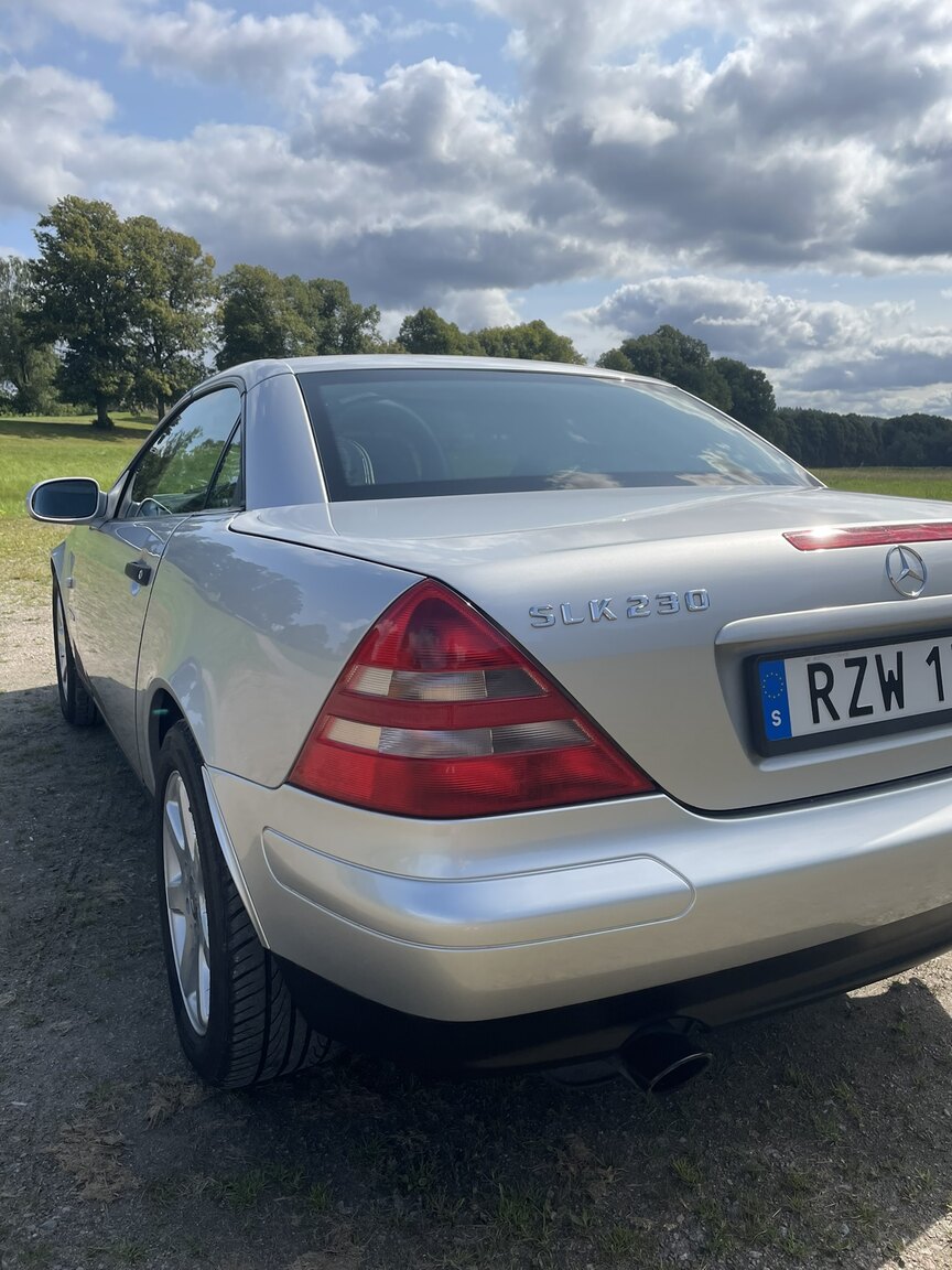 Aussenfoto 1998 1998 MERCEDES BENZ SLK 230 