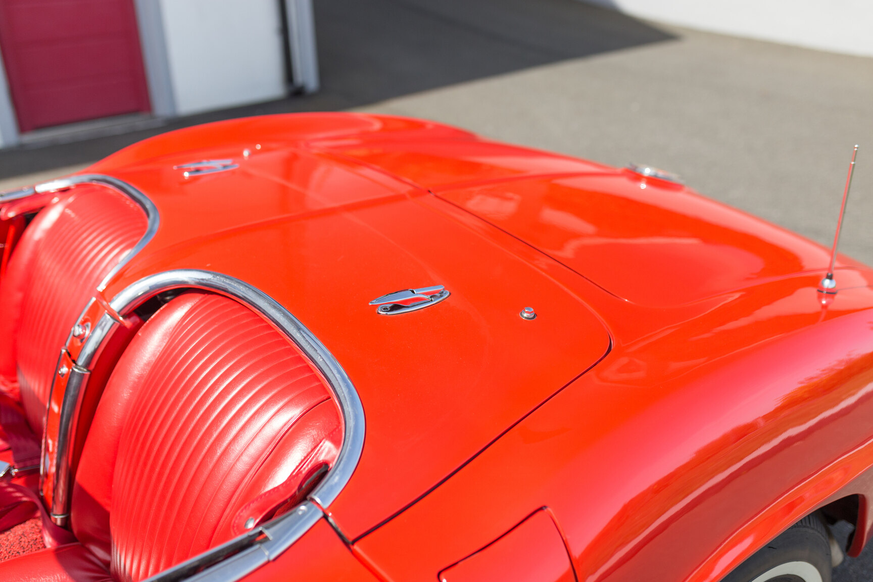 Exterior image of 1962 Corvette C1