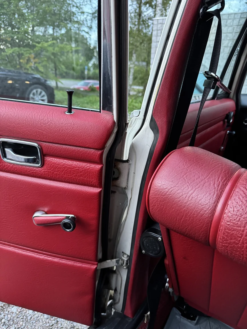 Interiörbild 1972 Mercedes-Benz 200 (29)