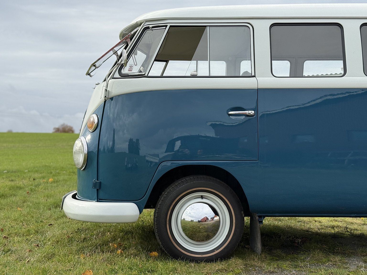 Exteriörbild på 1967 Volkswagen T1 Kleinbus