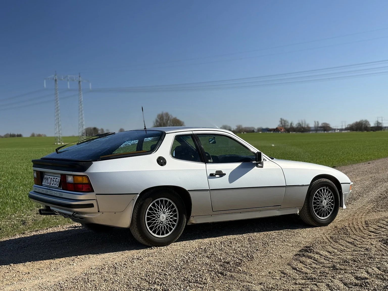 Exteriörbild på 1979 Porsche 924  (6)