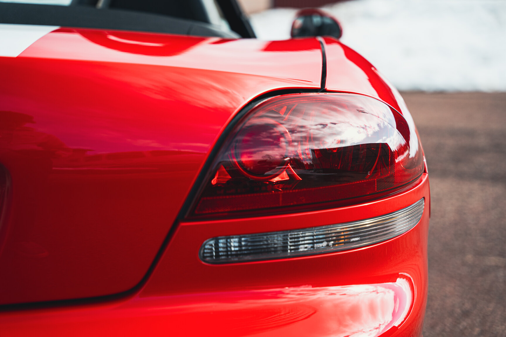 Exteriörbild på 2003 Dodge Viper SRT-10