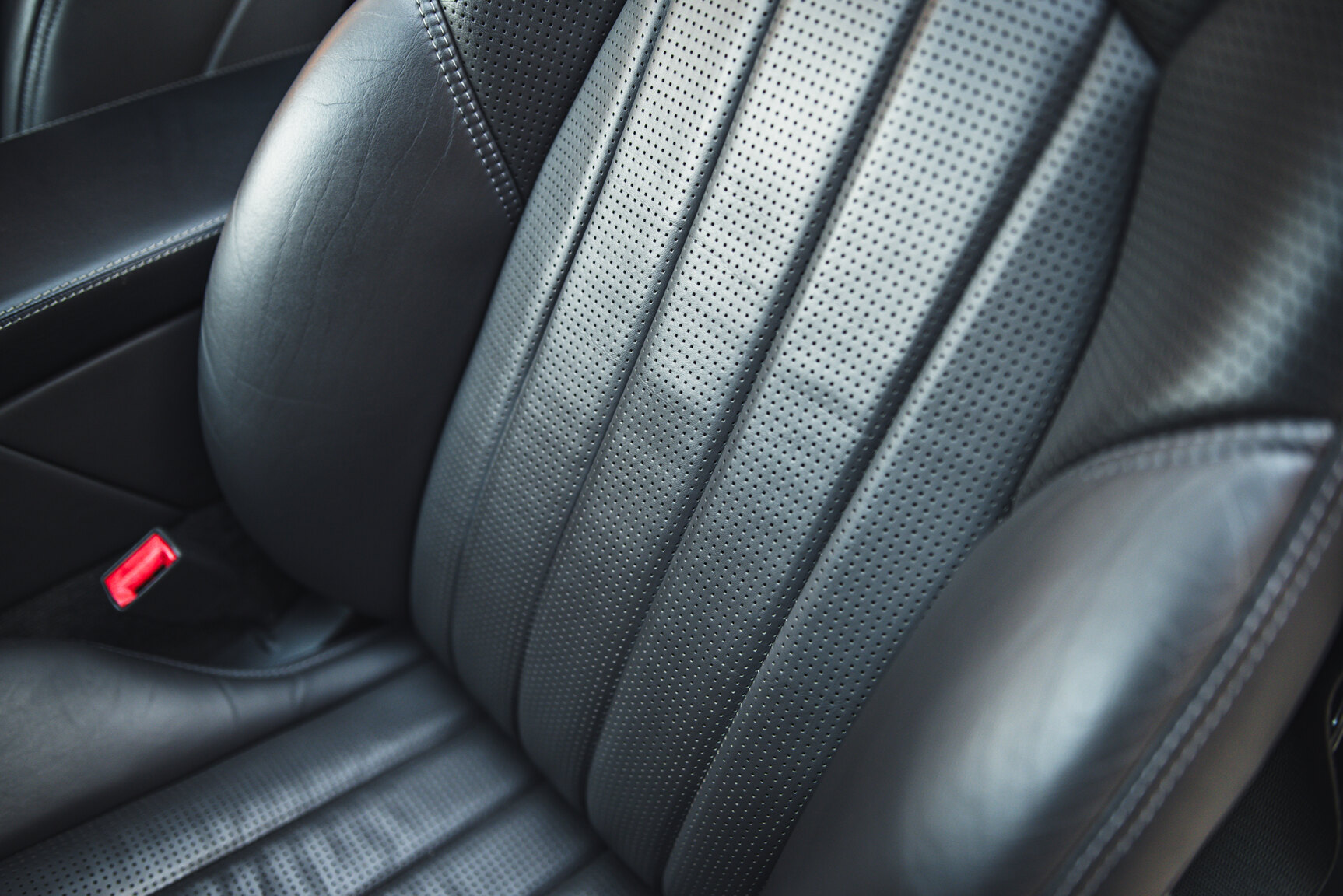 Innenraumfoto von 2003 Mercedes-Benz SL 55 AMG