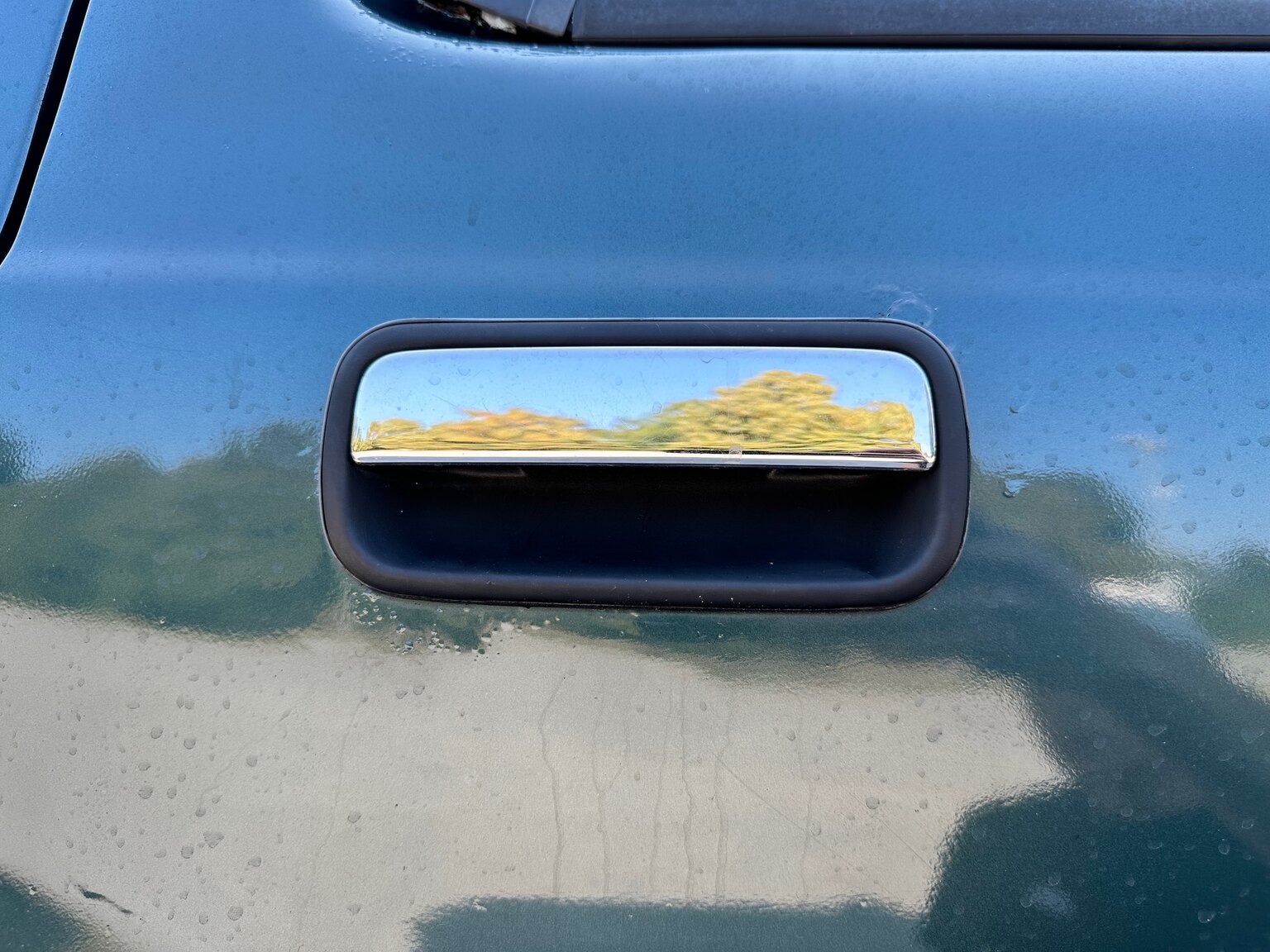 Exteriörbild på 1995 Toyota 4Runner