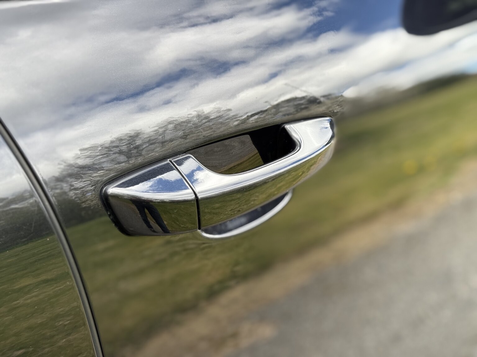 Exterior image of 2013 Porsche Cayenne GTS