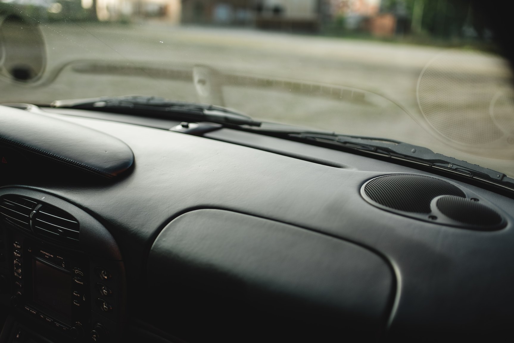Interior image of 1998 Porsche 996 Carrera 