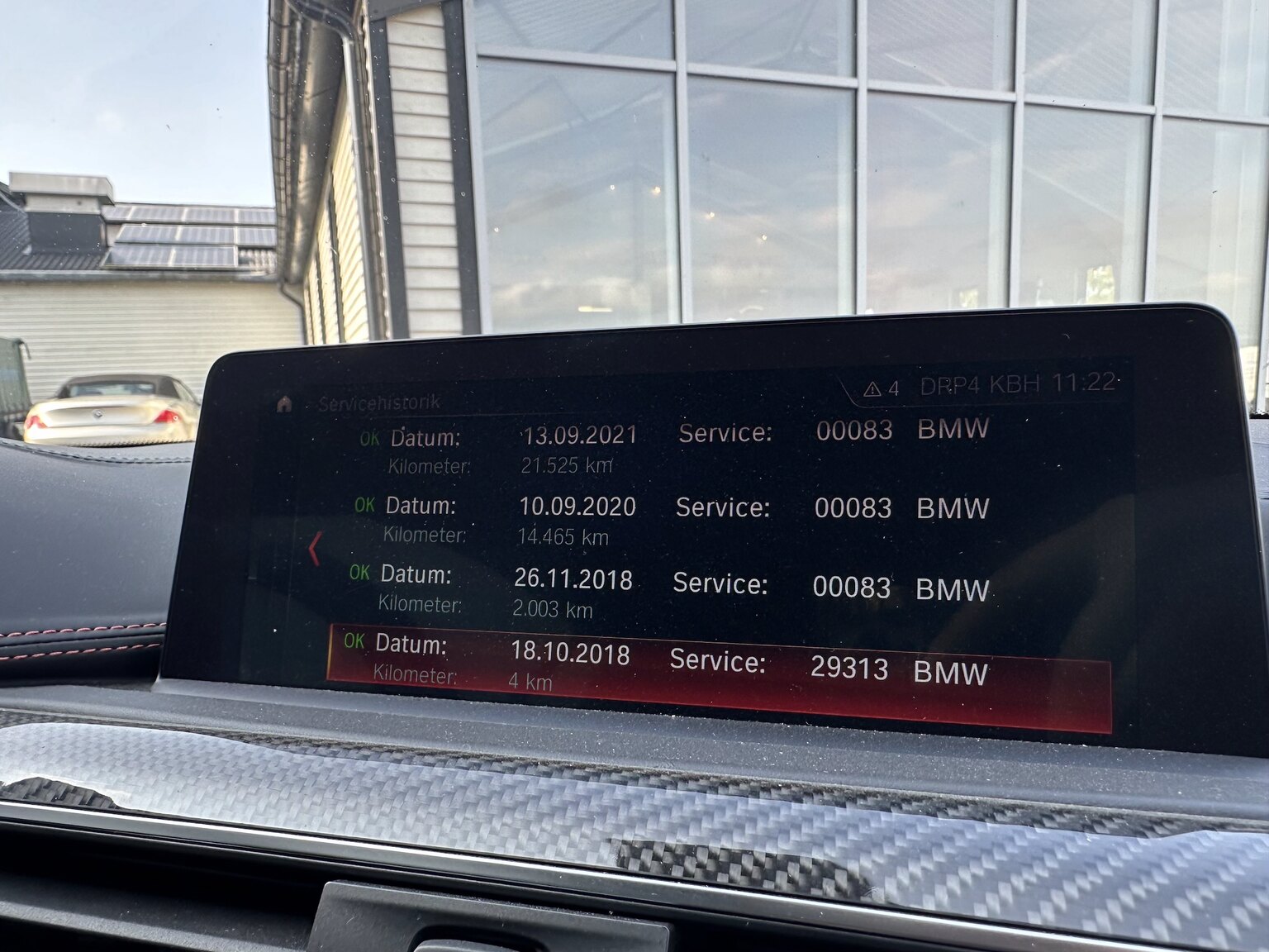 Interiörbild 2018 BMW M4 Competition Convertible F83 Manual