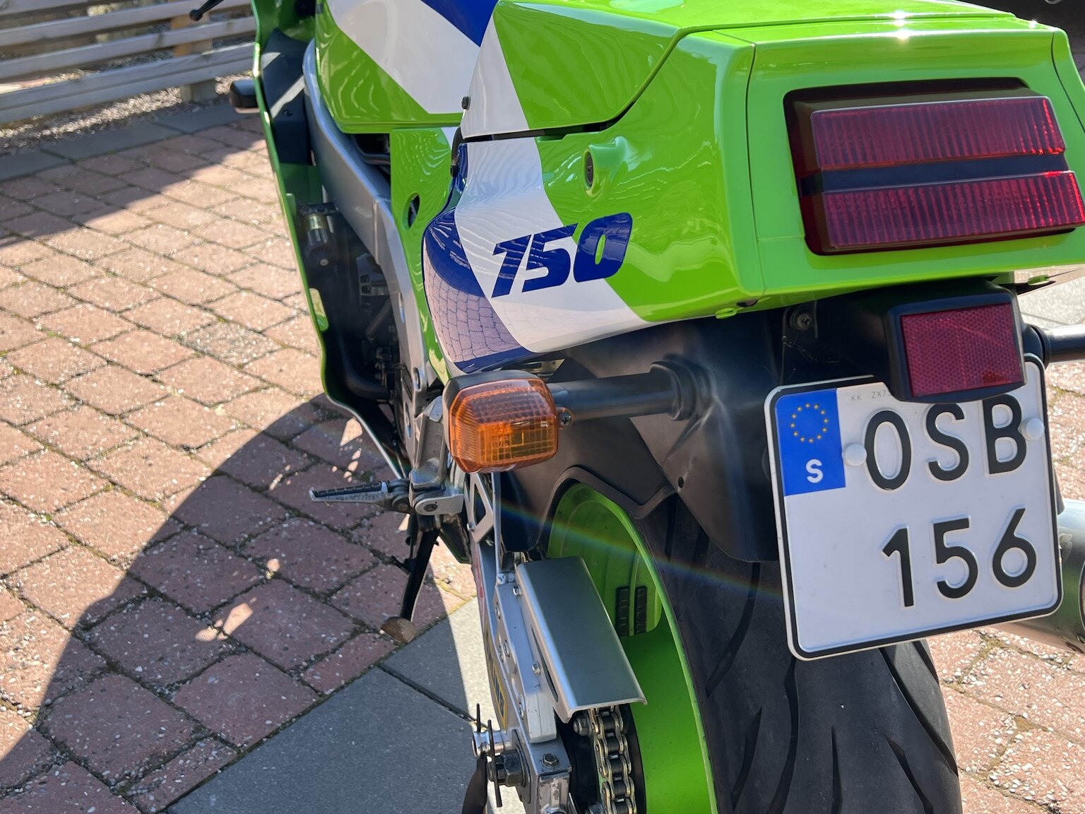 Exterior image of 1989 Kawasaki ZXR 750 H1 (23)