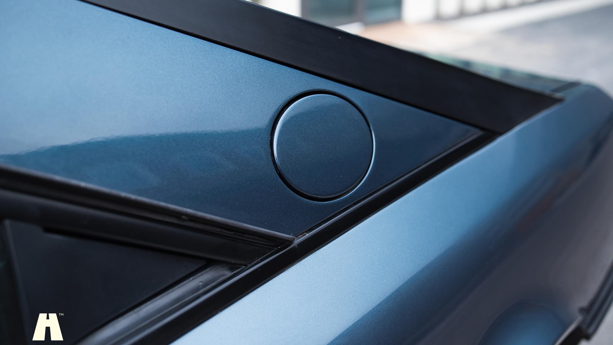 Exterior image of 1985 Ferrari Mondial Quattrovalvole Design by Pininfarina (35)