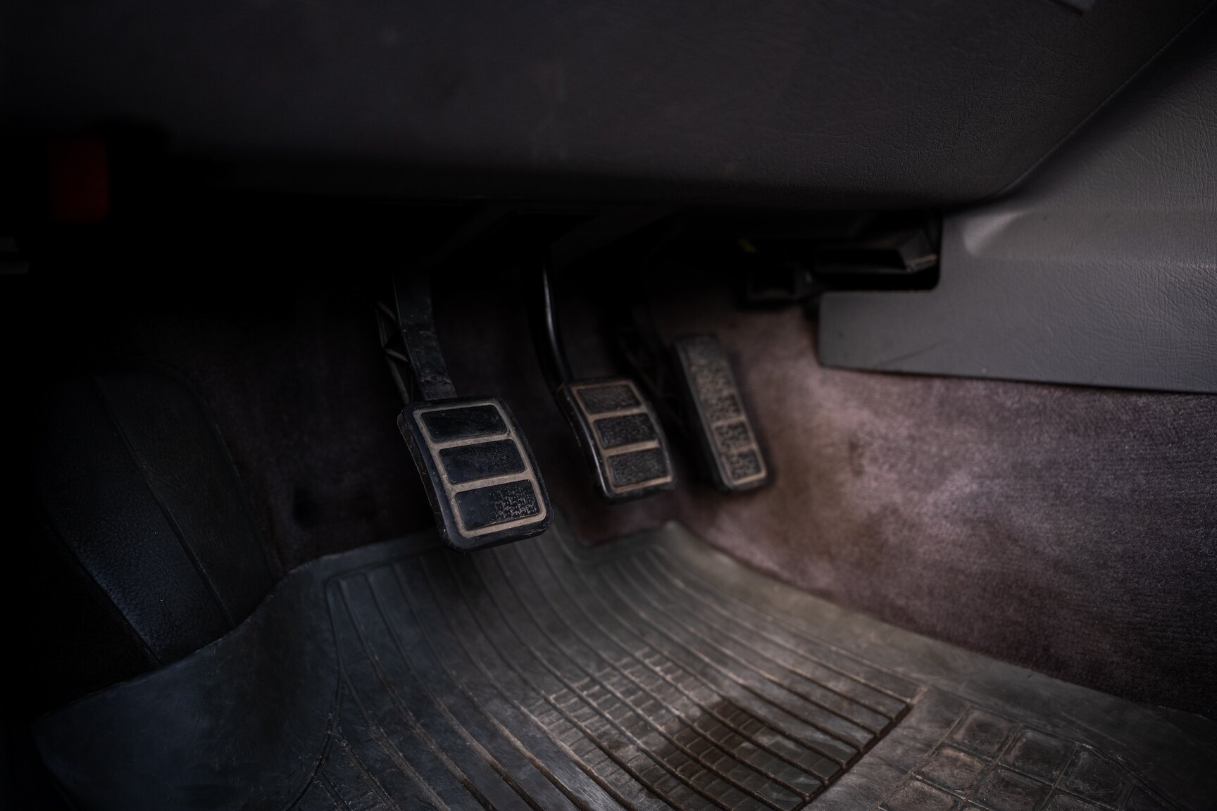 Interior image of 1998 Volvo 940 Turbo