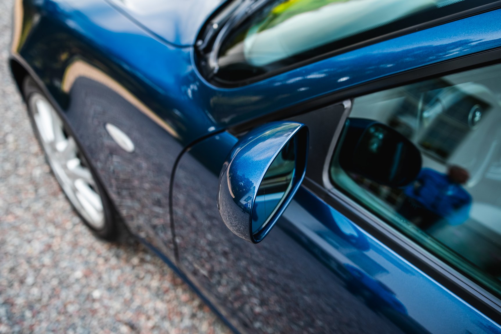 Exterior image of 2000 Maserati 3200 GT
