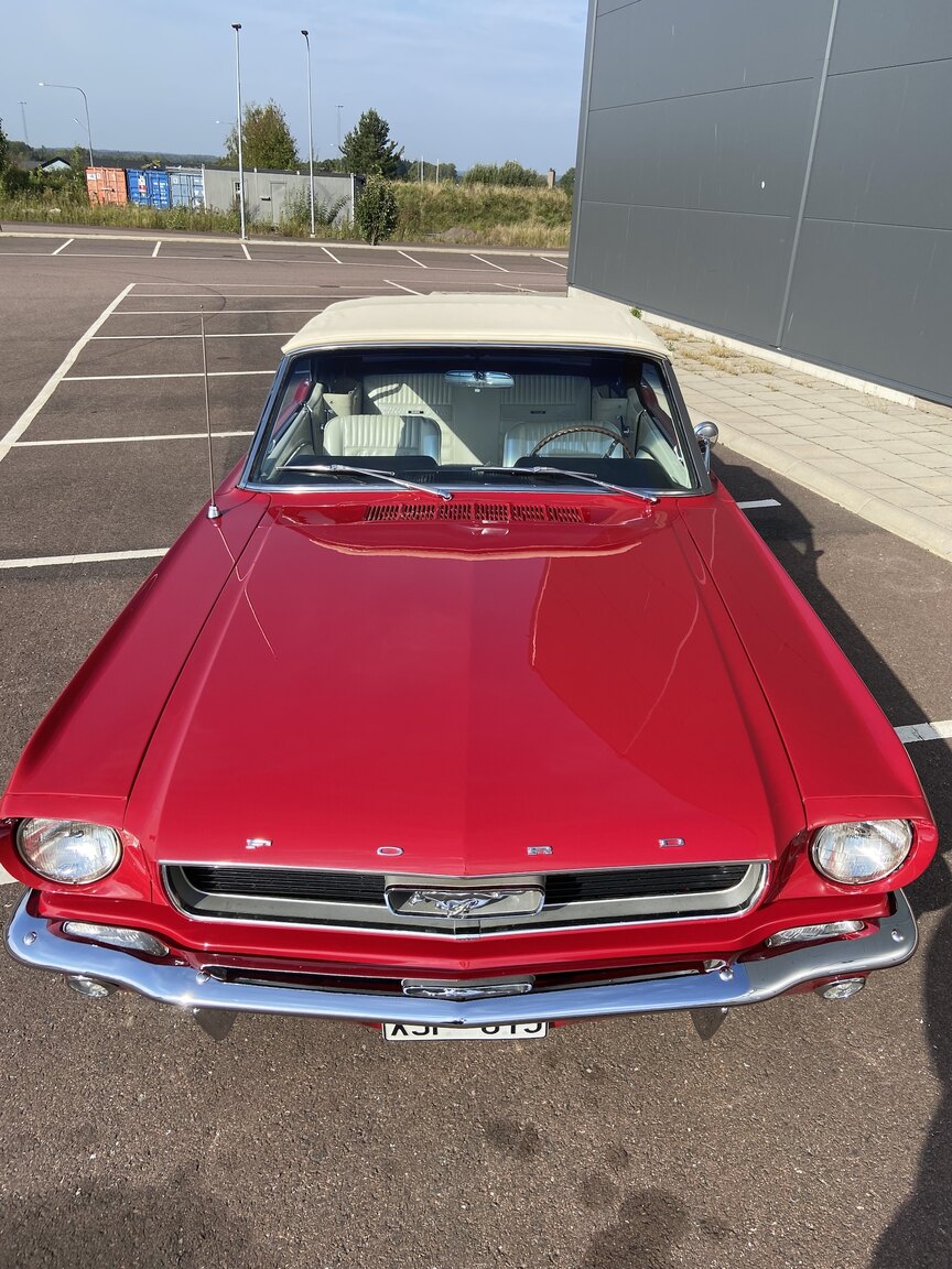 Exteriörbild på 1966 Ford Mustang Convertible