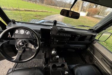 Interior image of 2002 Land Rover Defender 90 2.5 Td5