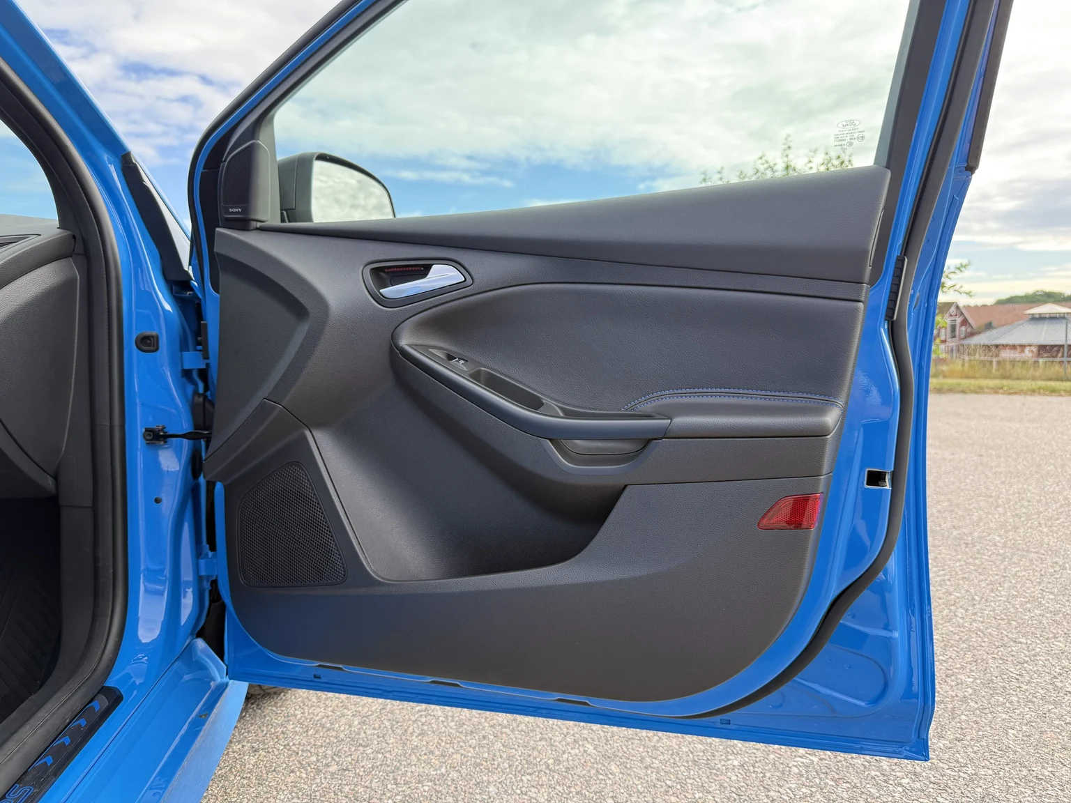 Interior image of 2018 Ford Focus RS (44)