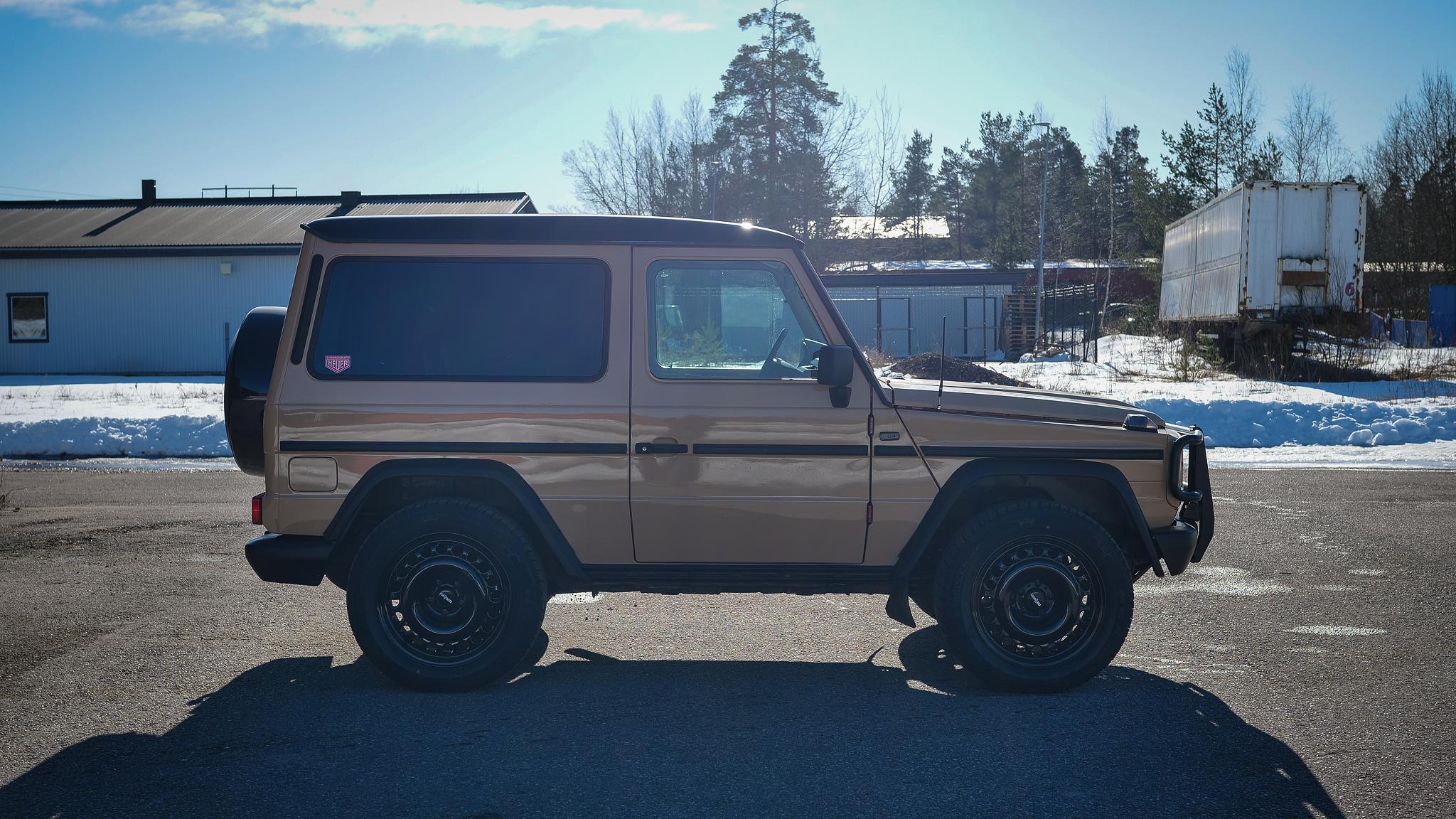 Exterior image of 1991 Mercedes-Benz G 230