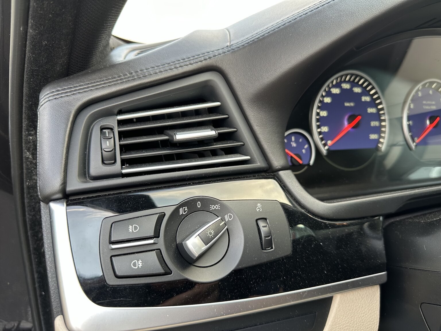Interiörbild 2011 ALPINA B5 Bi-Turbo Touring Switch-Tronic