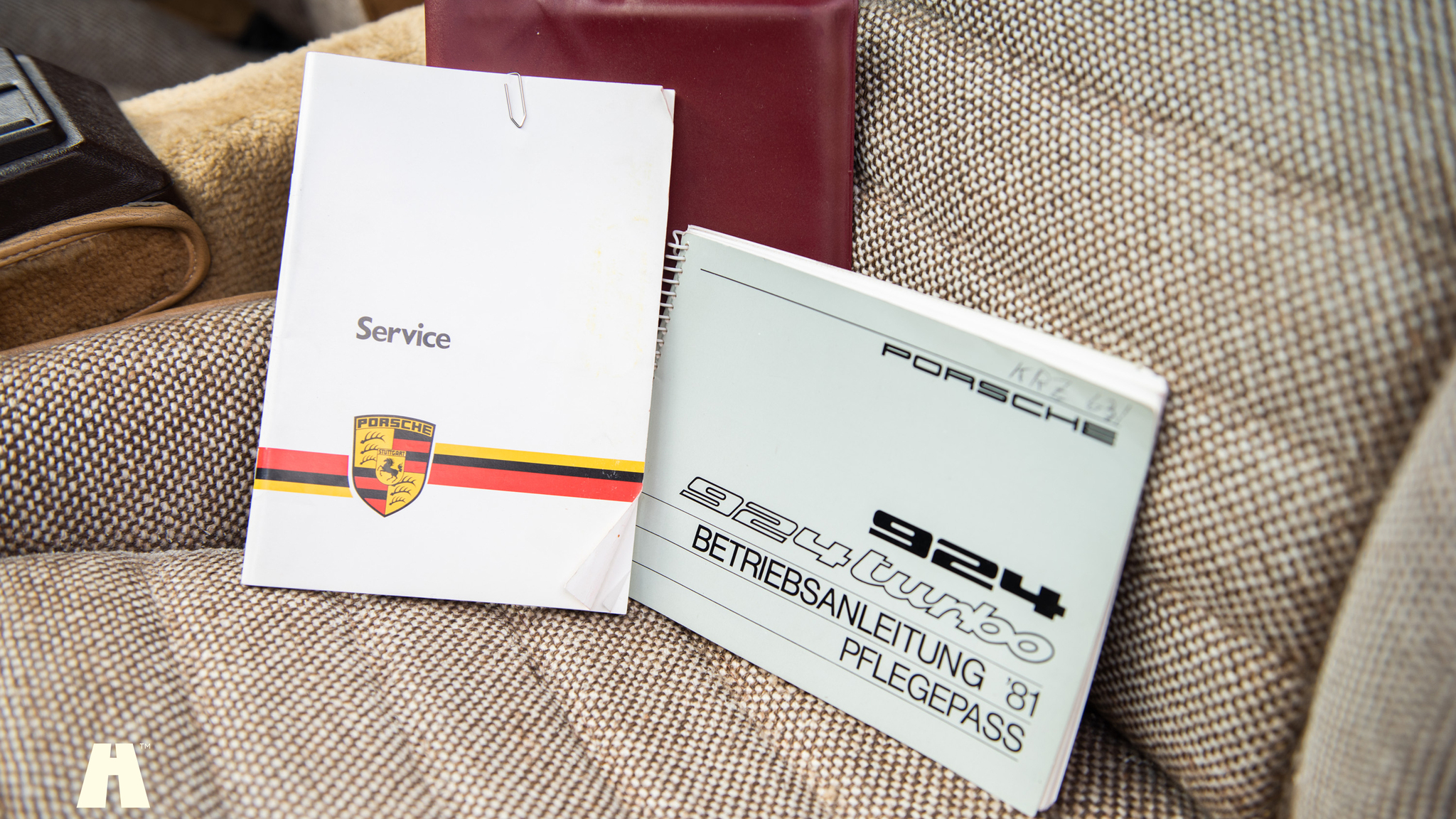 Documentation for 1981 Porsche 924 (17)