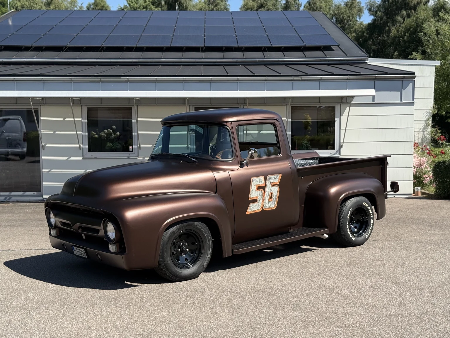 Aussenfoto 1956 Ford F-100 Restomod (2)