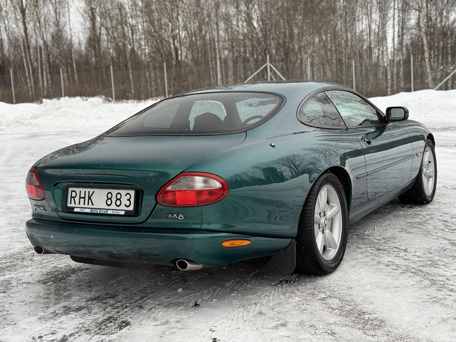 Exteriörbild på 1997 Jaguar XK8 (12)
