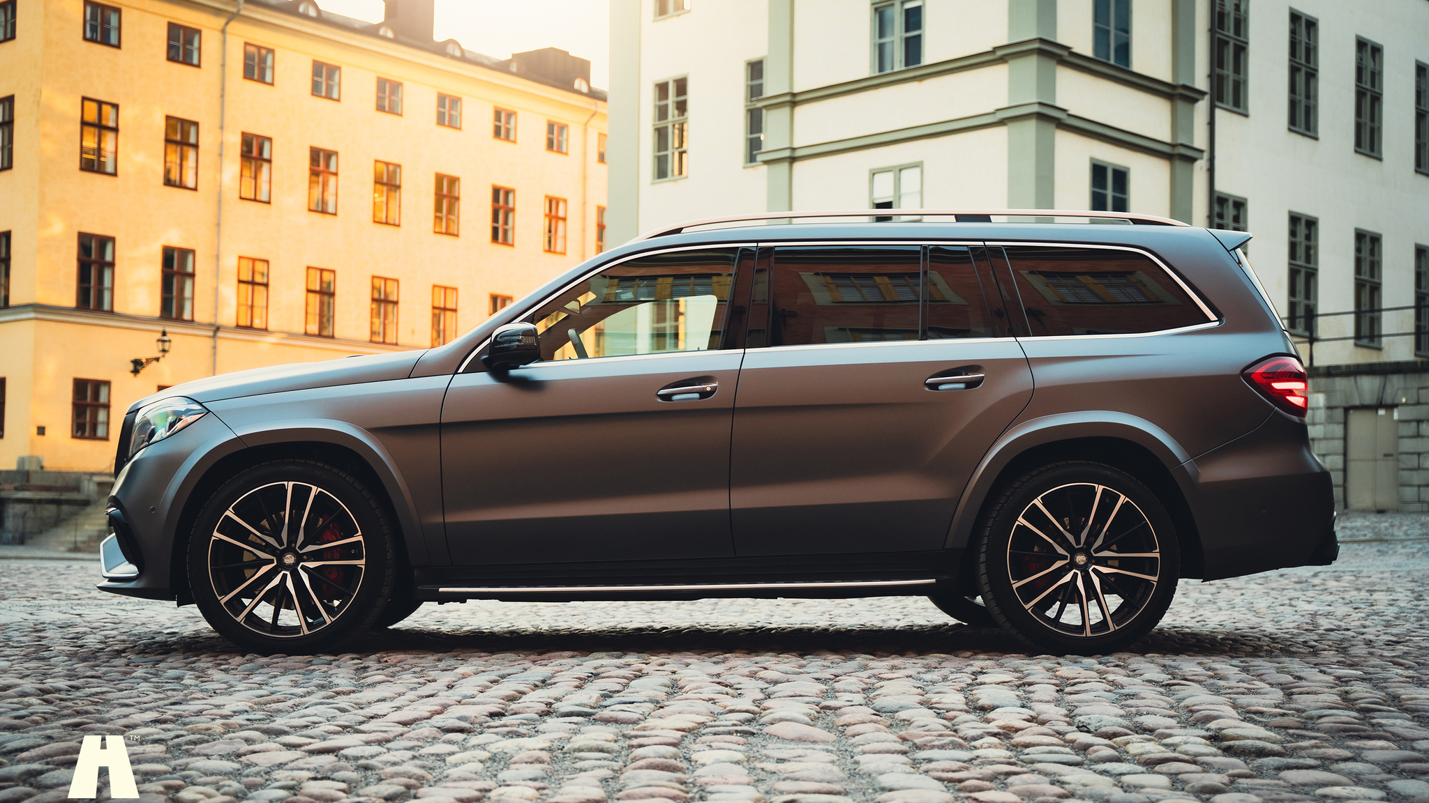 Aussenfoto 2017 Mercedes-Benz GLS 63 AMG (11)