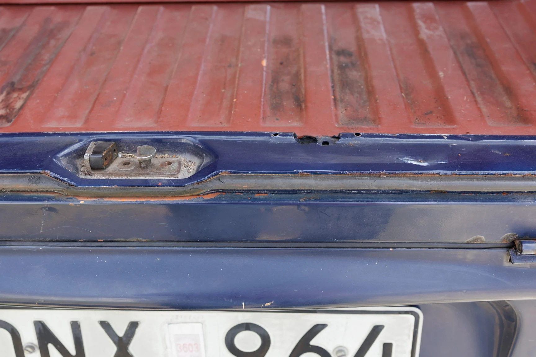 Exterior image of 1973 Volkswagen Typ 2 Transporter T2 (116)