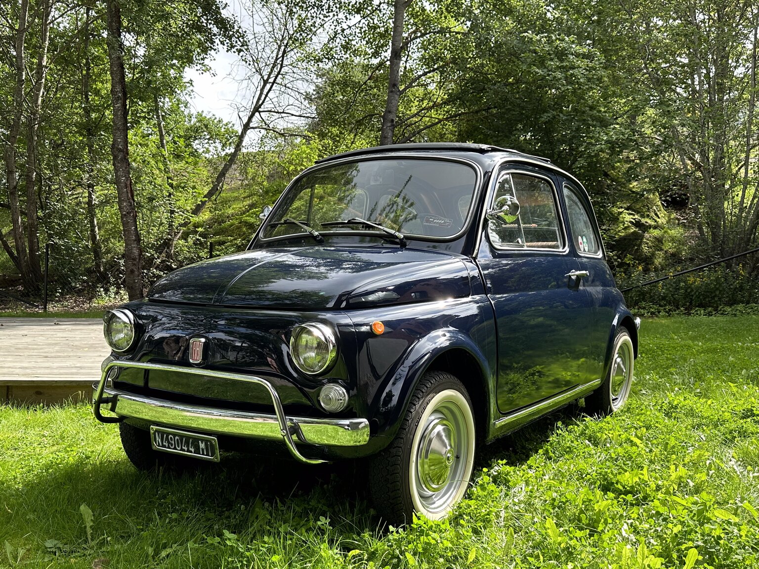 Exteriörbild på 1971 Fiat 500 L (55)
