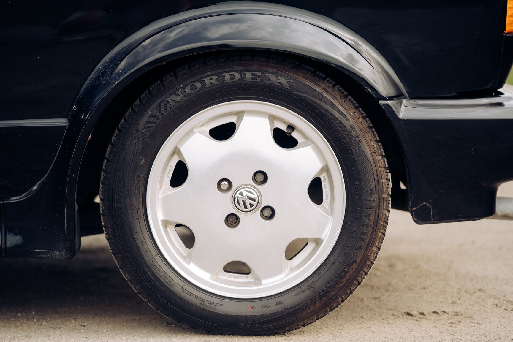Exterior image of 1991 VW Golf Cabriolet "Etienne Aigner Edition"