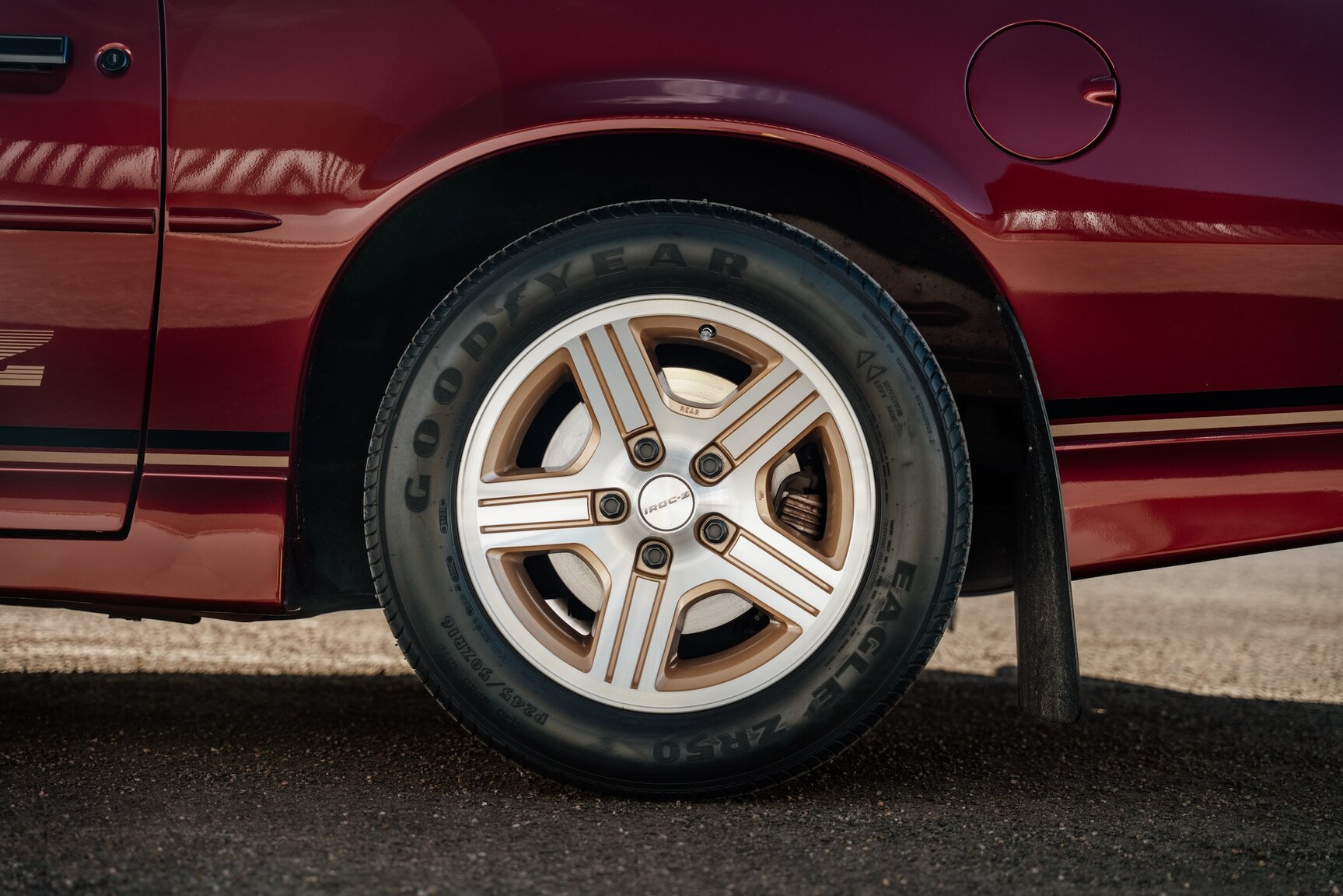 Exteriörbild på 1989 Chevrolet Camaro IROC-Z