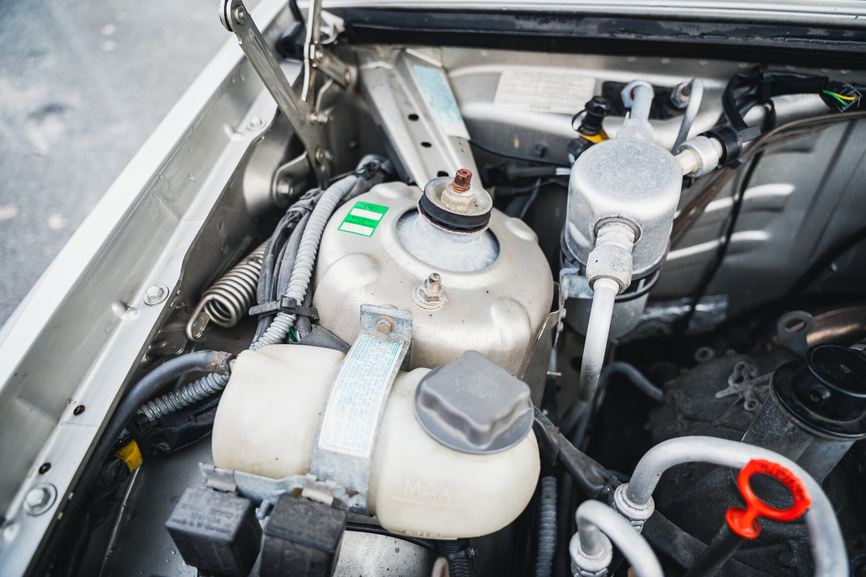 Image of 1988 Volvo 780 Bertone Coupé mechanics