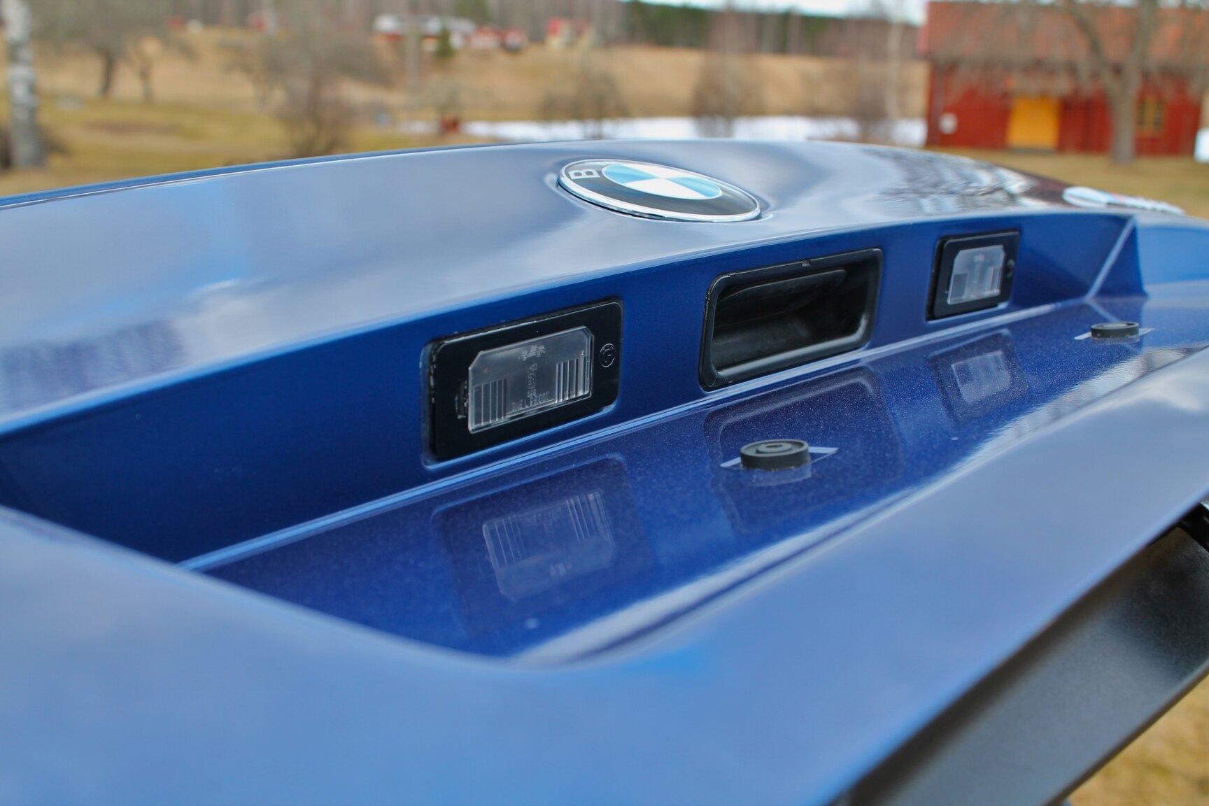 Exteriörbild på 2003 BMW M5