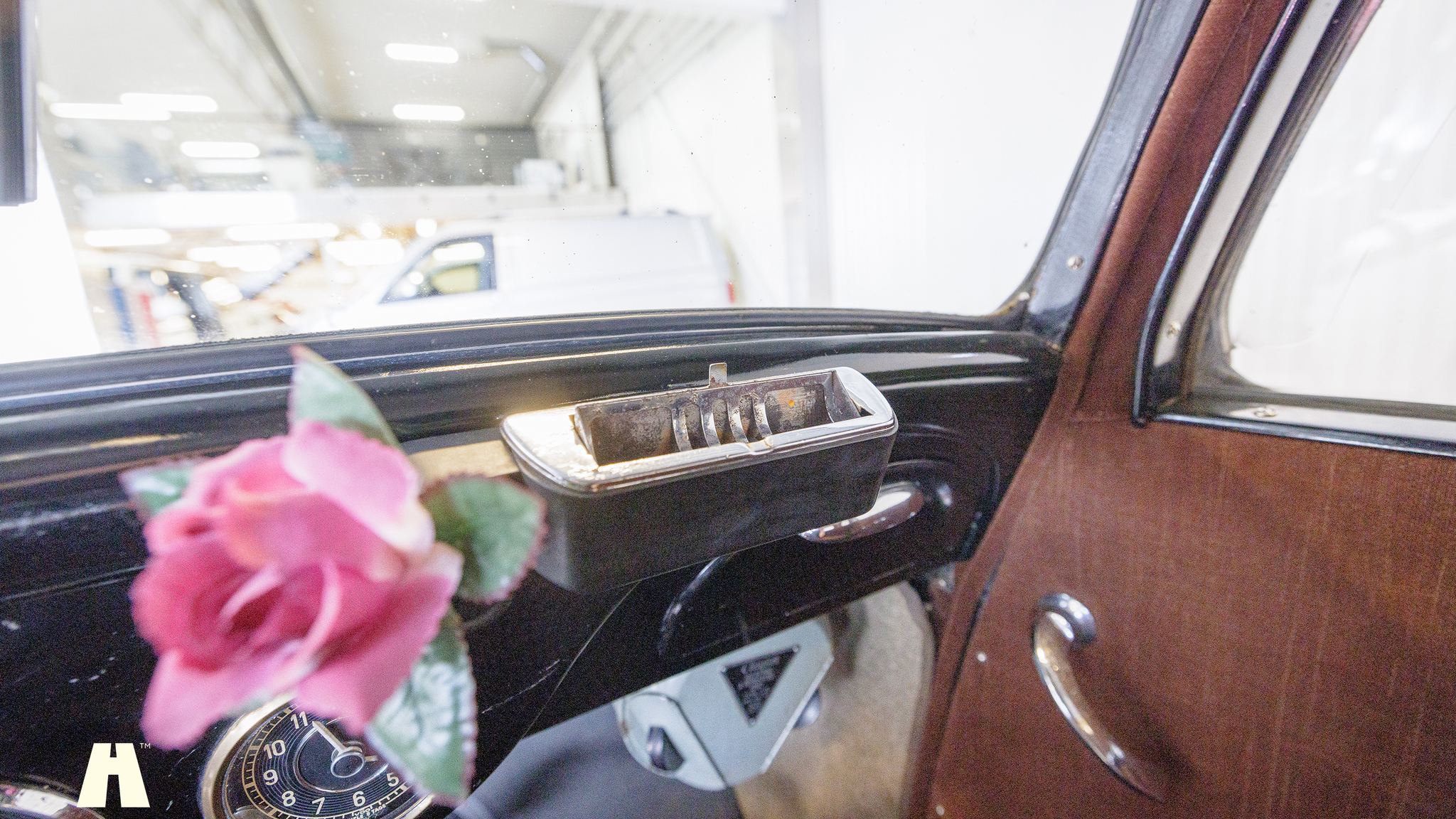 Interior image of 1950 Mercedes Benz 170 va (24)