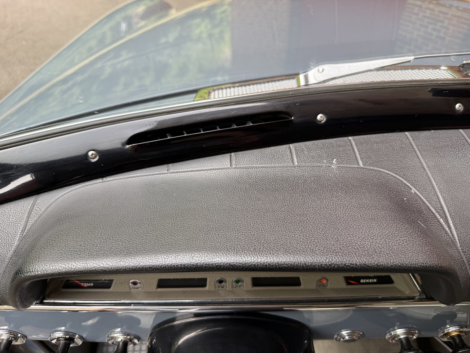 Interior image of 1964 Volvo Amazon 121 P130