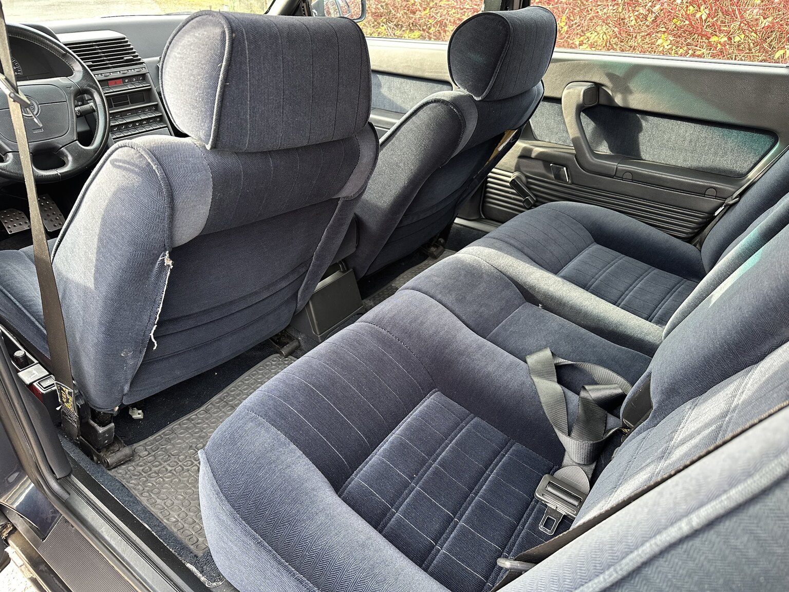 Interior image of 1994 Alfa Romeo 164