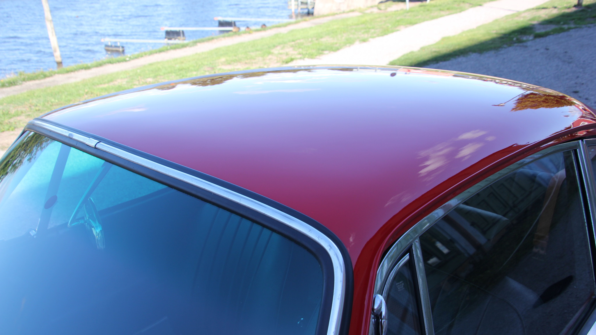 Exterior image of 1966 Porsche 912