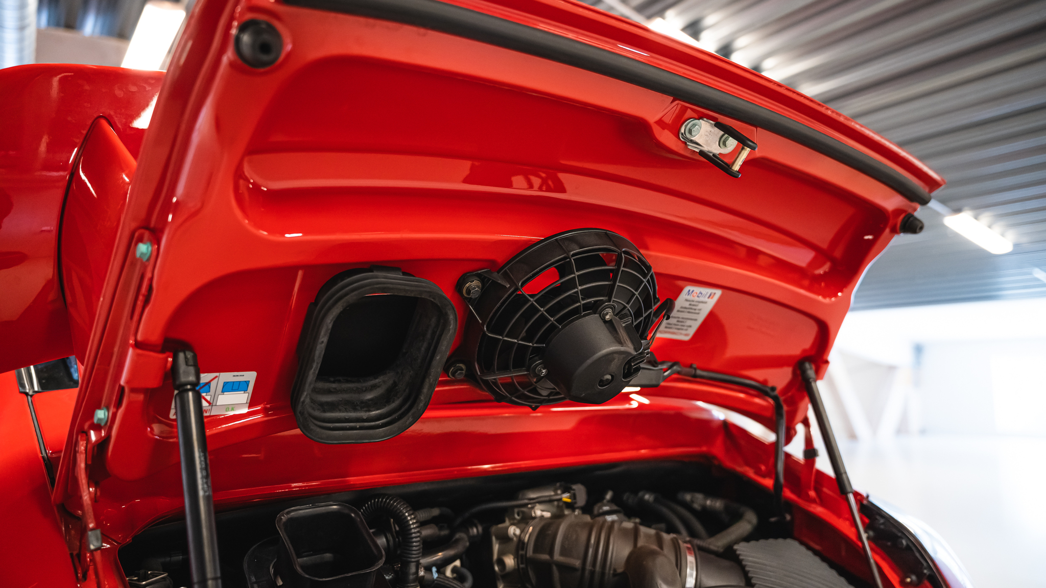 Image of 2003 Porsche 996 Carrera 2 mechanics