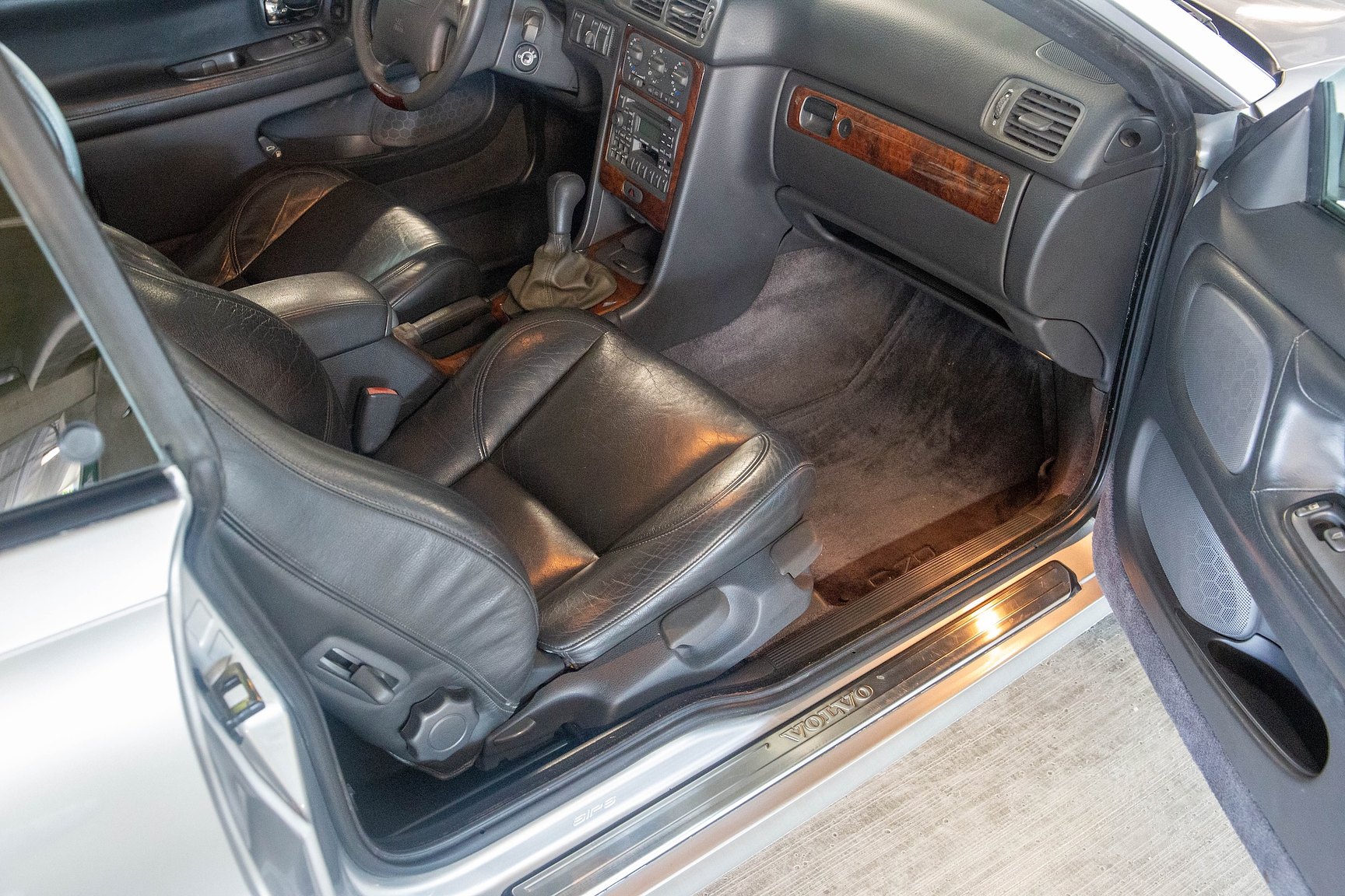 Interior image of 1999 Volvo C70 2.5 T Manuell