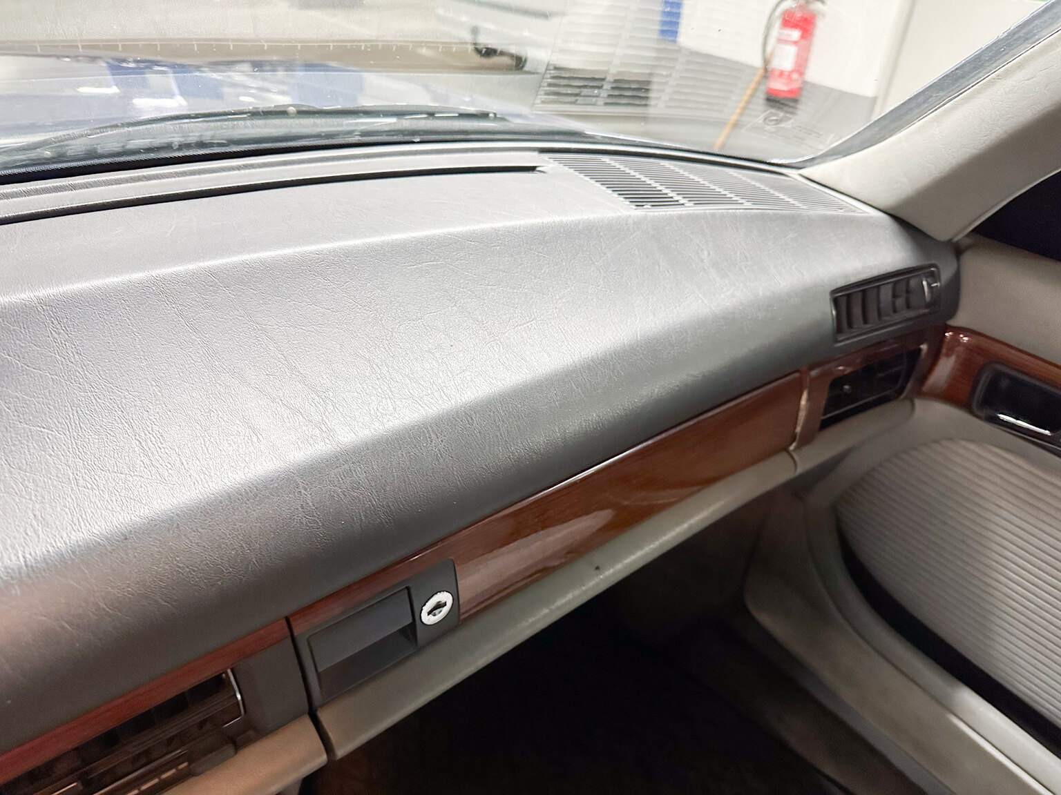 Interiörbild 1985 Mercedes-Benz 500 SEL