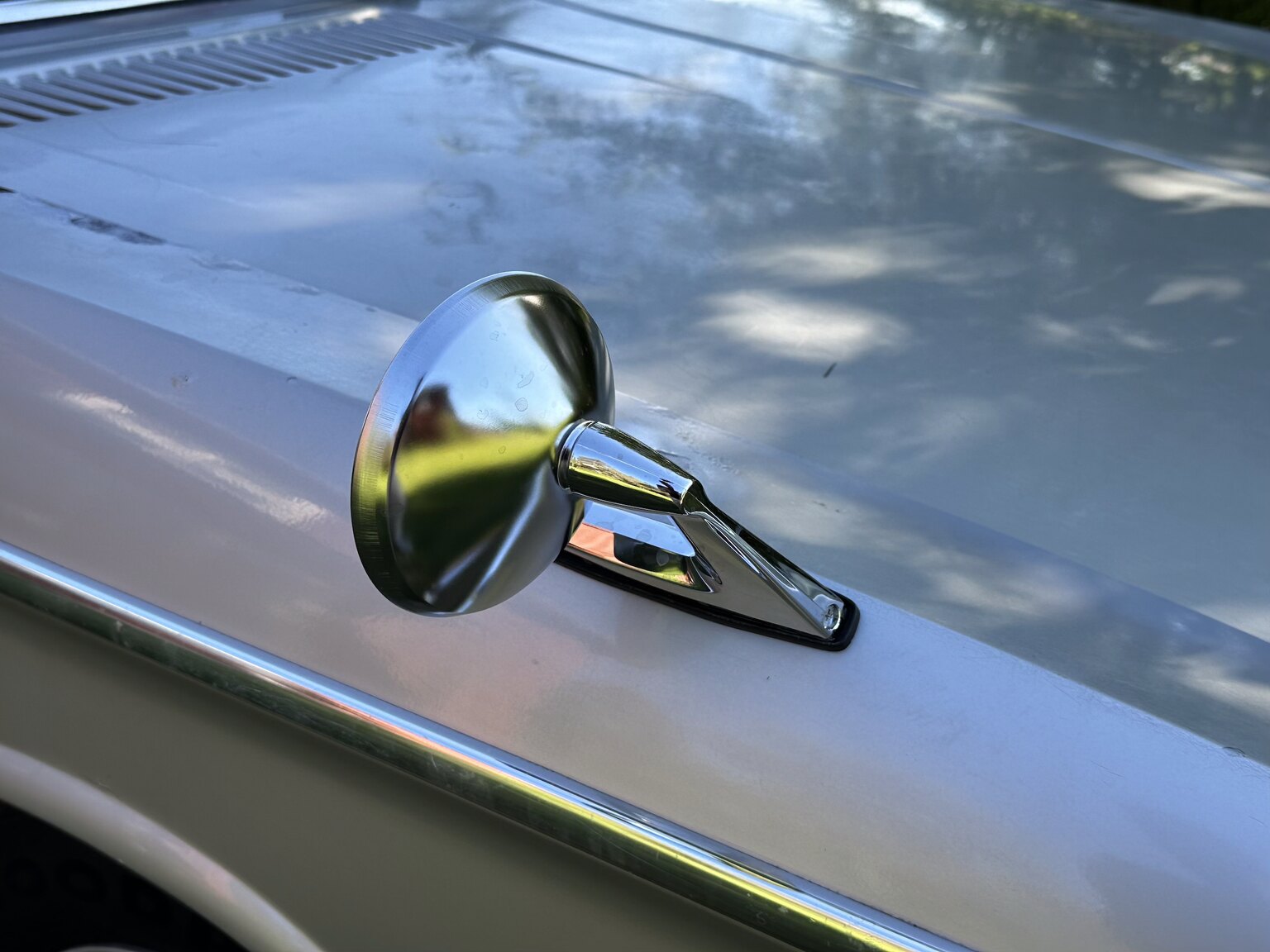 Exteriörbild på 1968 BMW 2000 CS