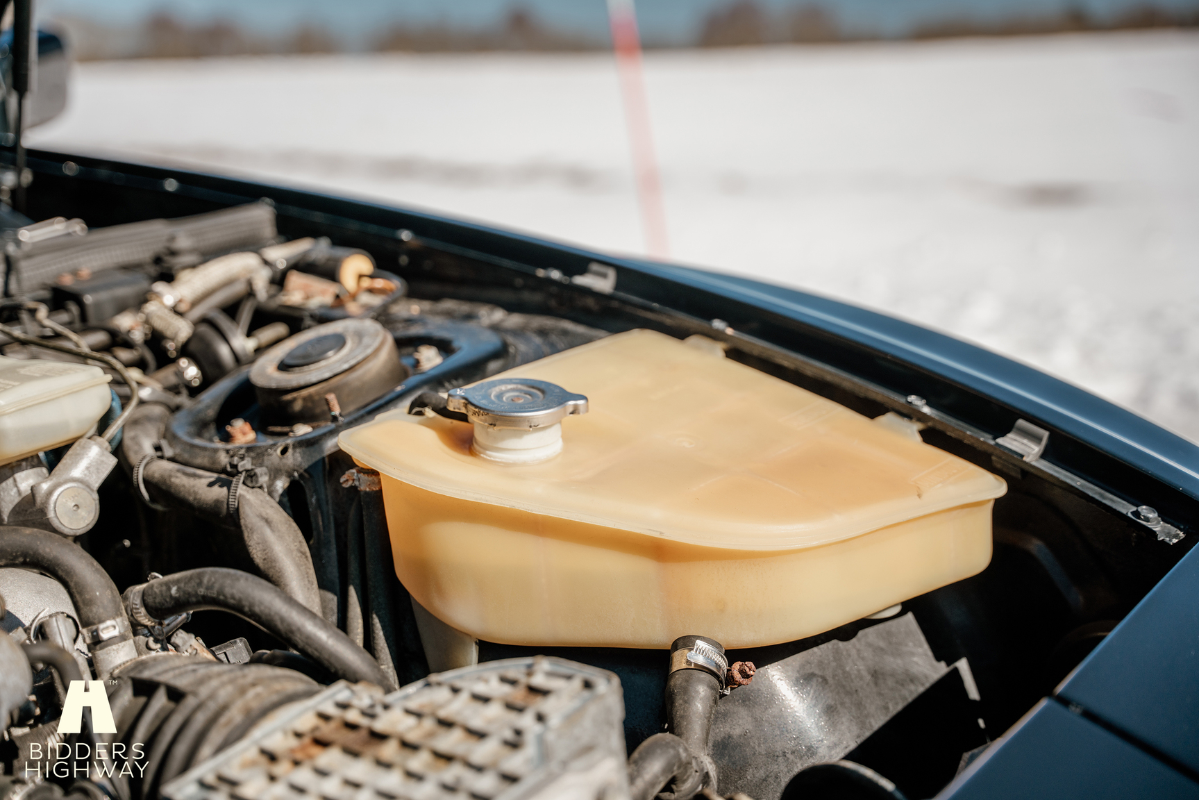 Image of 1989 Porsche 944 S2 Cabriolet mechanics
