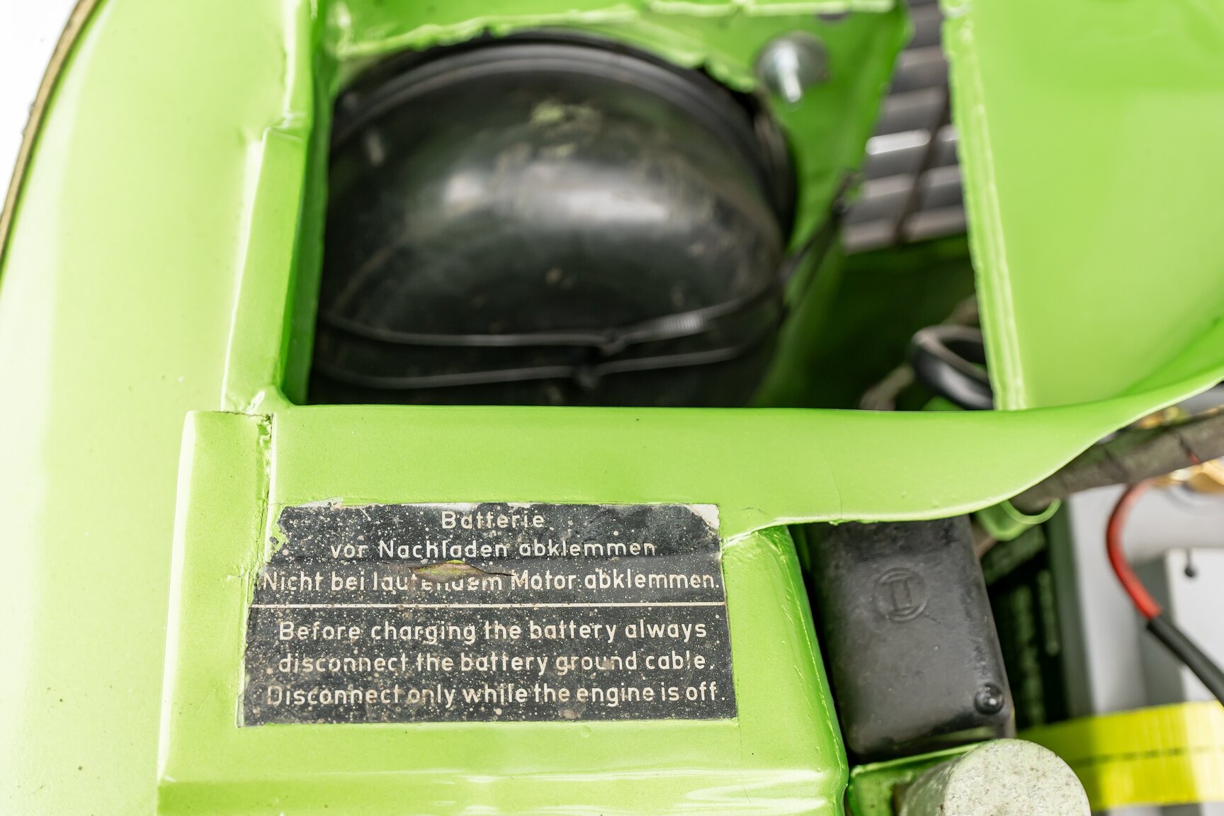 Image of 1975 BMW 2002 mechanics