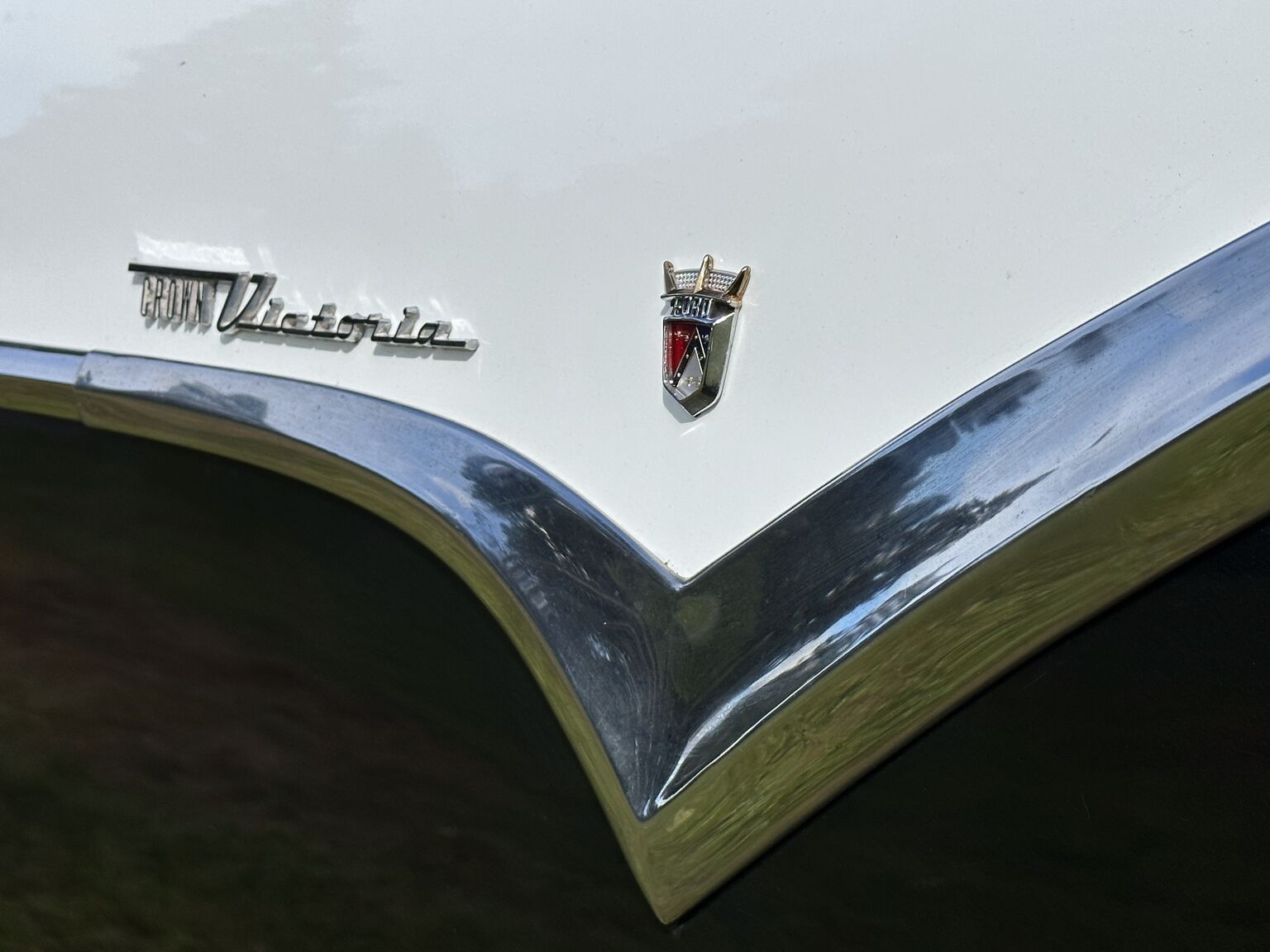 Aussenfoto 1955 Ford Fairlane Crown Victoria