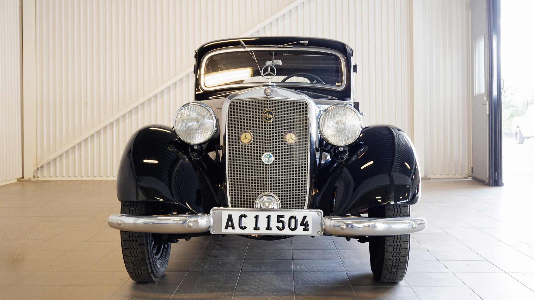 Exterior image of 1950 Mercedes Benz 170 va (2)