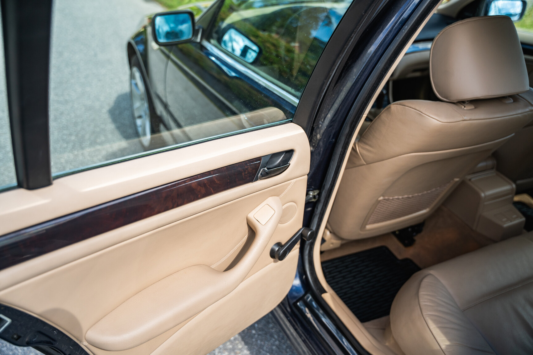 Innenraumfoto von 2003 BMW 320i Touring