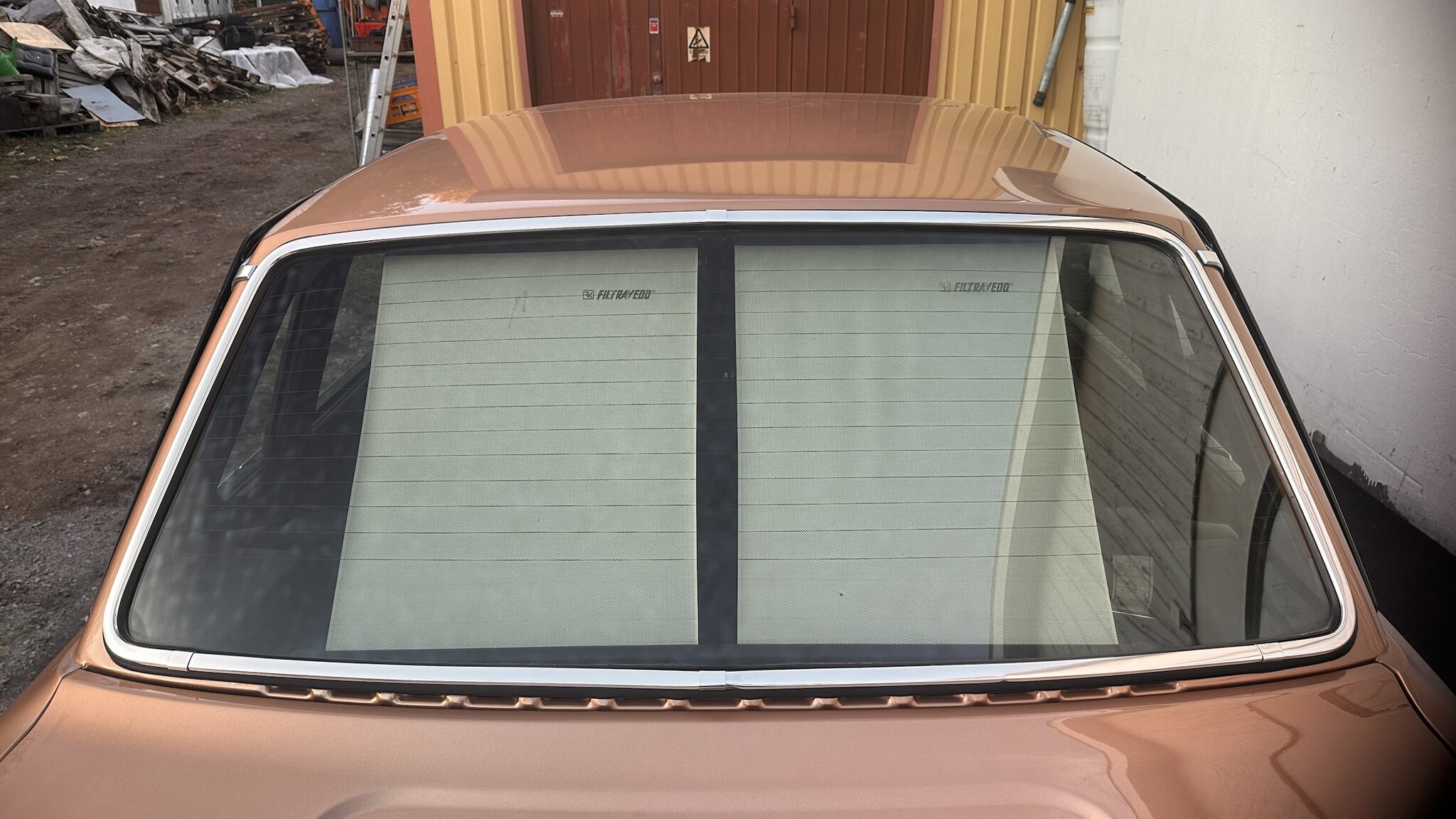 Exteriörbild på 1981 Volvo 244 GLE D6