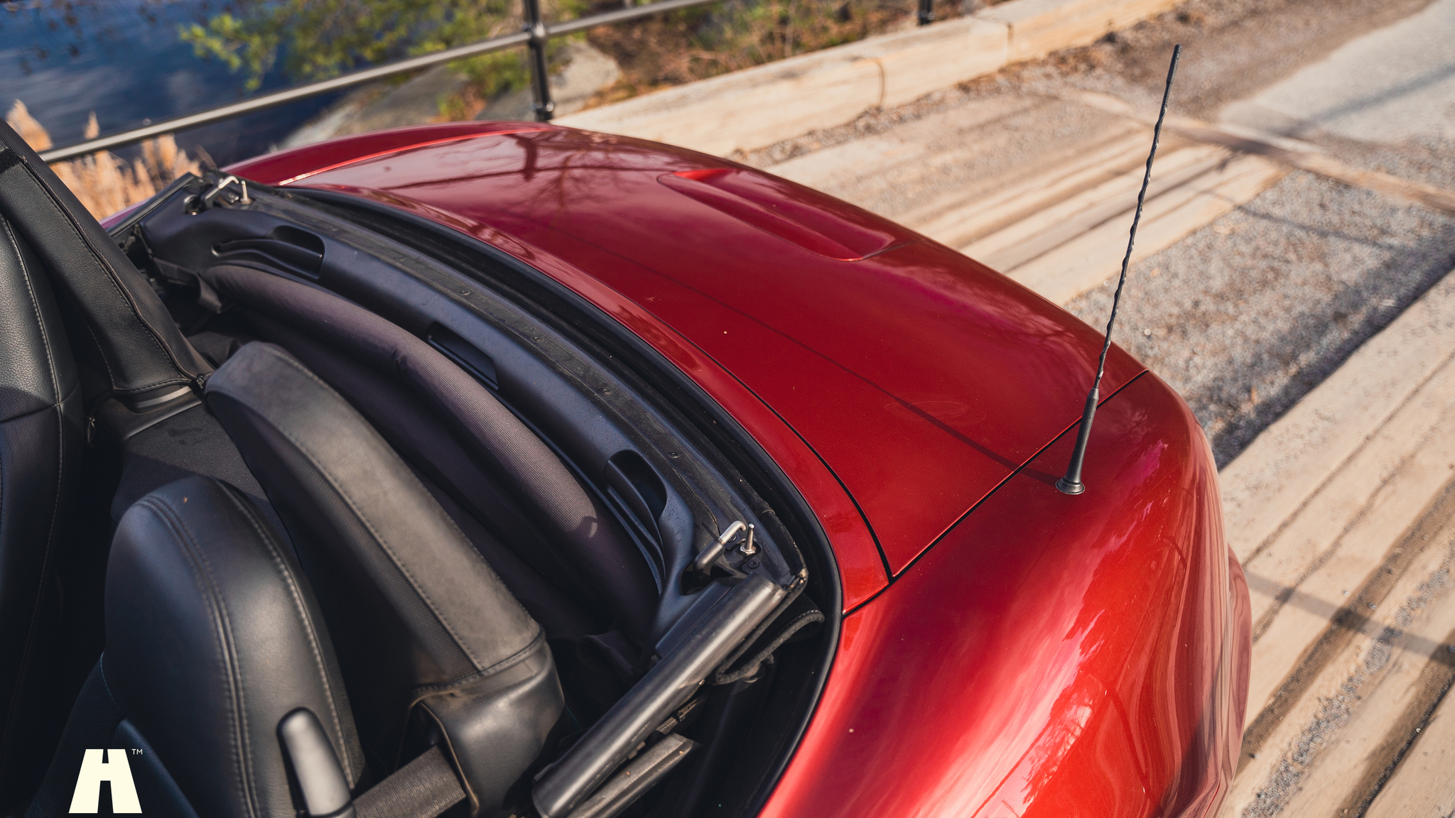 Exterior image of 2000 BMW Z3