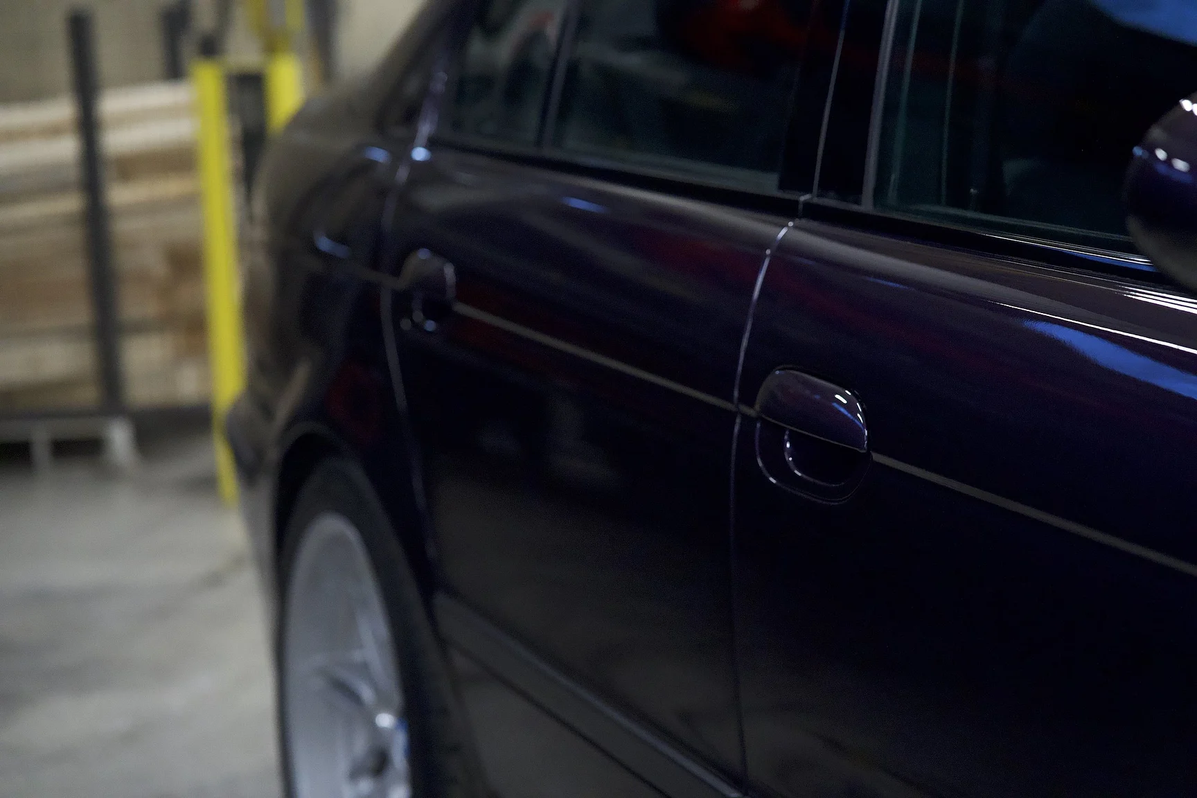 Exteriörbild på 2002 BMW M5 E39 (92)