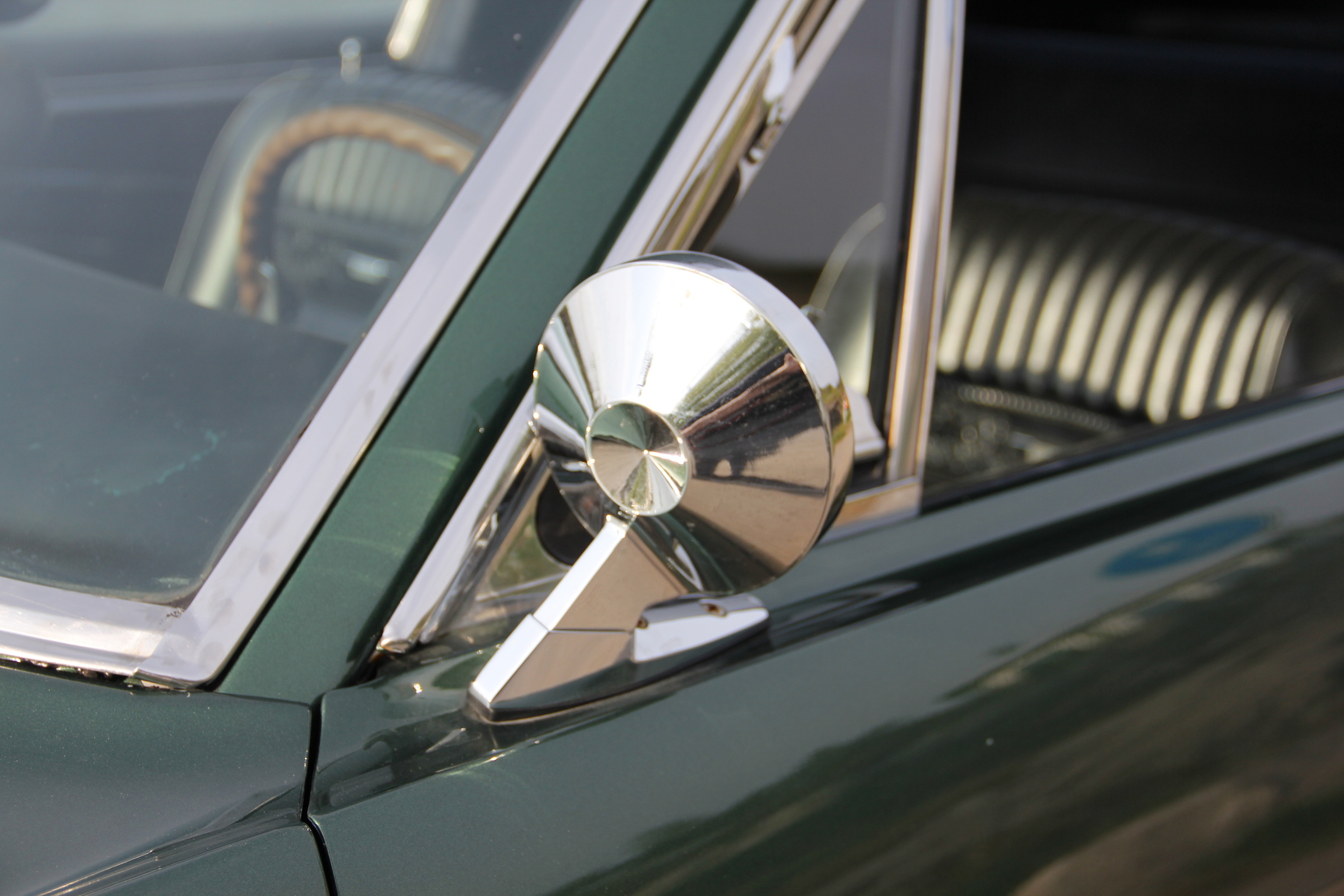 Exterior image of 1966 Ford Mustang Fastback GT-clone (32)