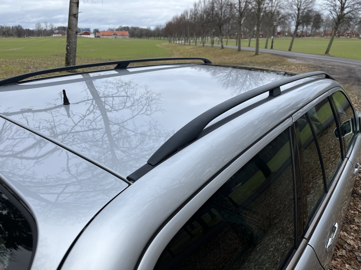 Exteriörbild på 1999 Mercedes-Benz E320 T Automat