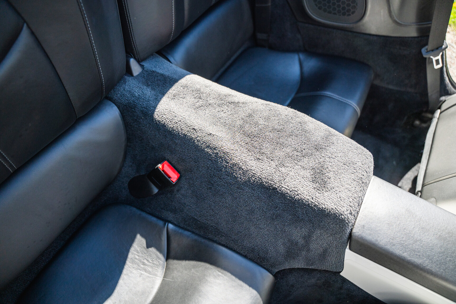 Interior image of 2008 Porsche 911 Turbo Cabriolet (61)