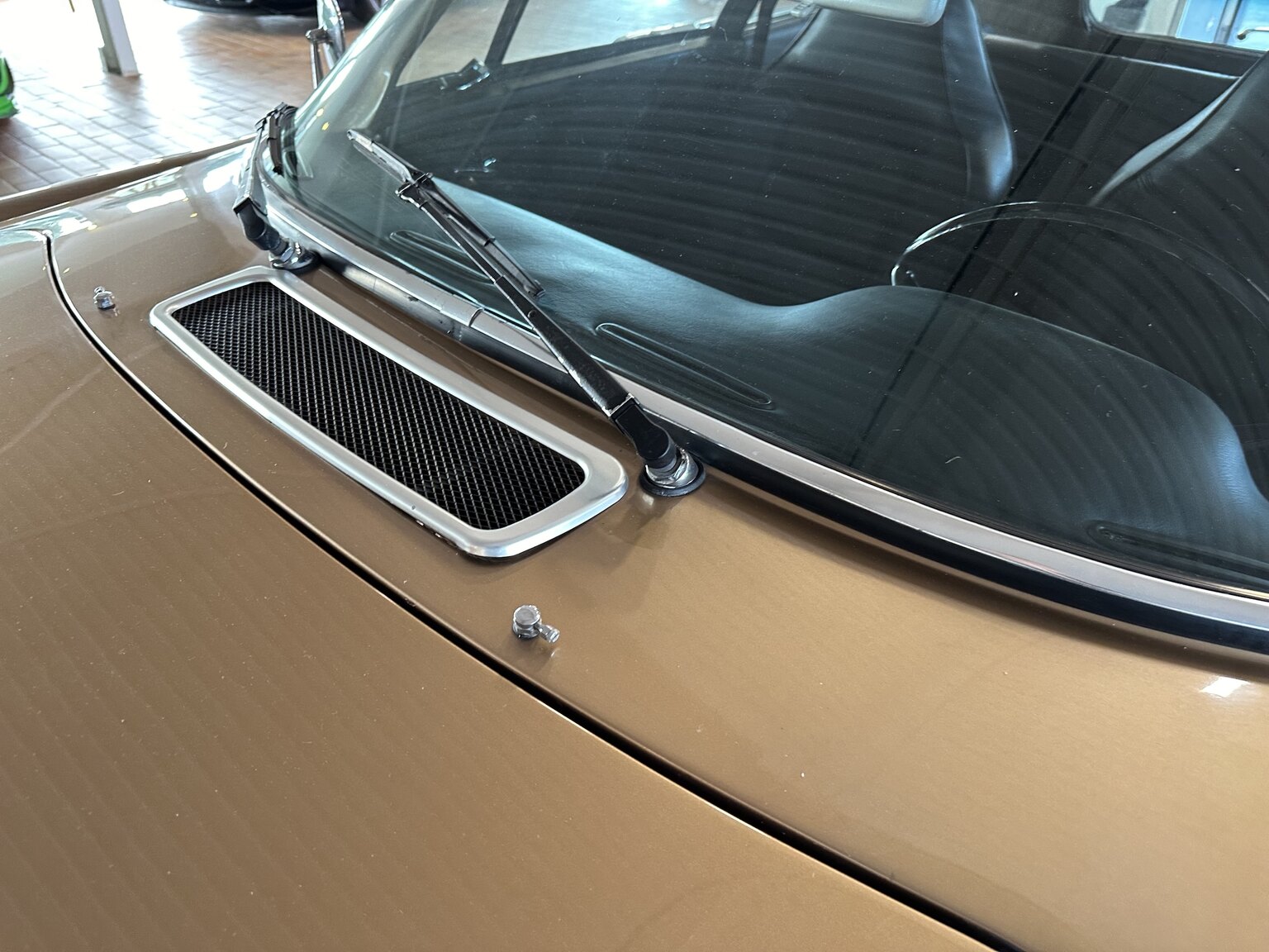 Exteriörbild på 1973 Volvo 1800 ES (65)